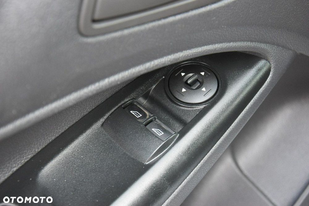 Ford Transit Connect - 15