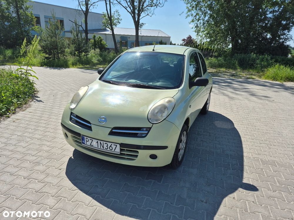 Nissan Micra - 1