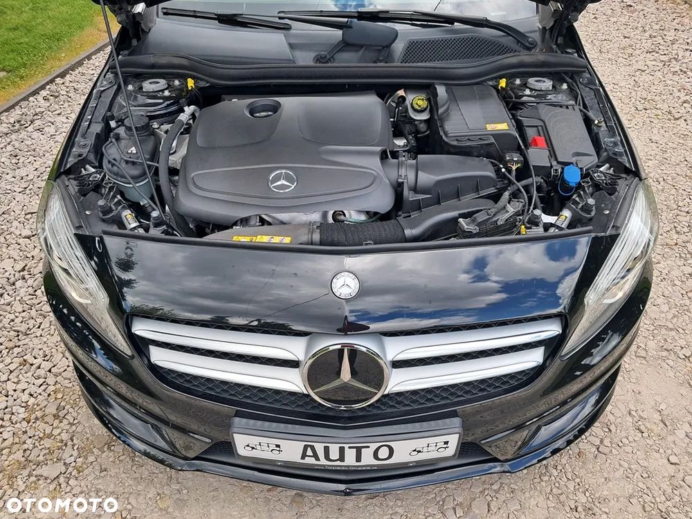 Mercedes-Benz Klasa A 180 (BlueEFFICIENCY) AMG Sport - 35