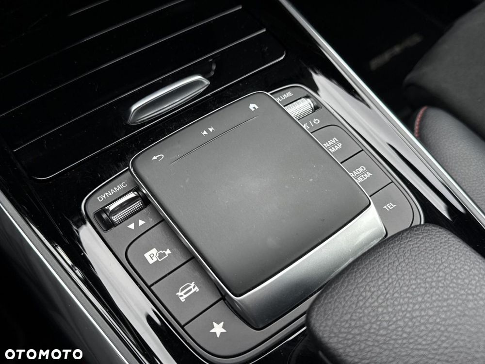 Mercedes-Benz EQA - 23