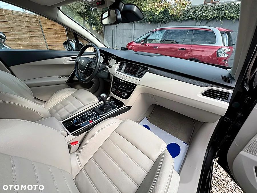 Peugeot 508 2.0 HDi Allure - 32