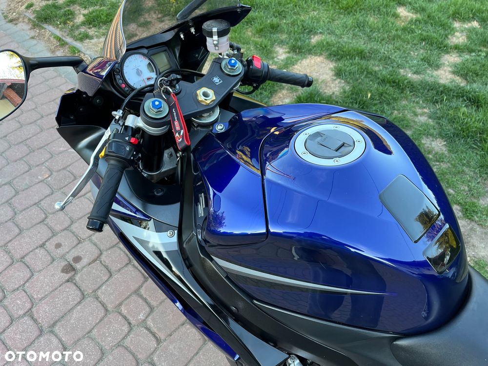 Suzuki GSX-R - 21