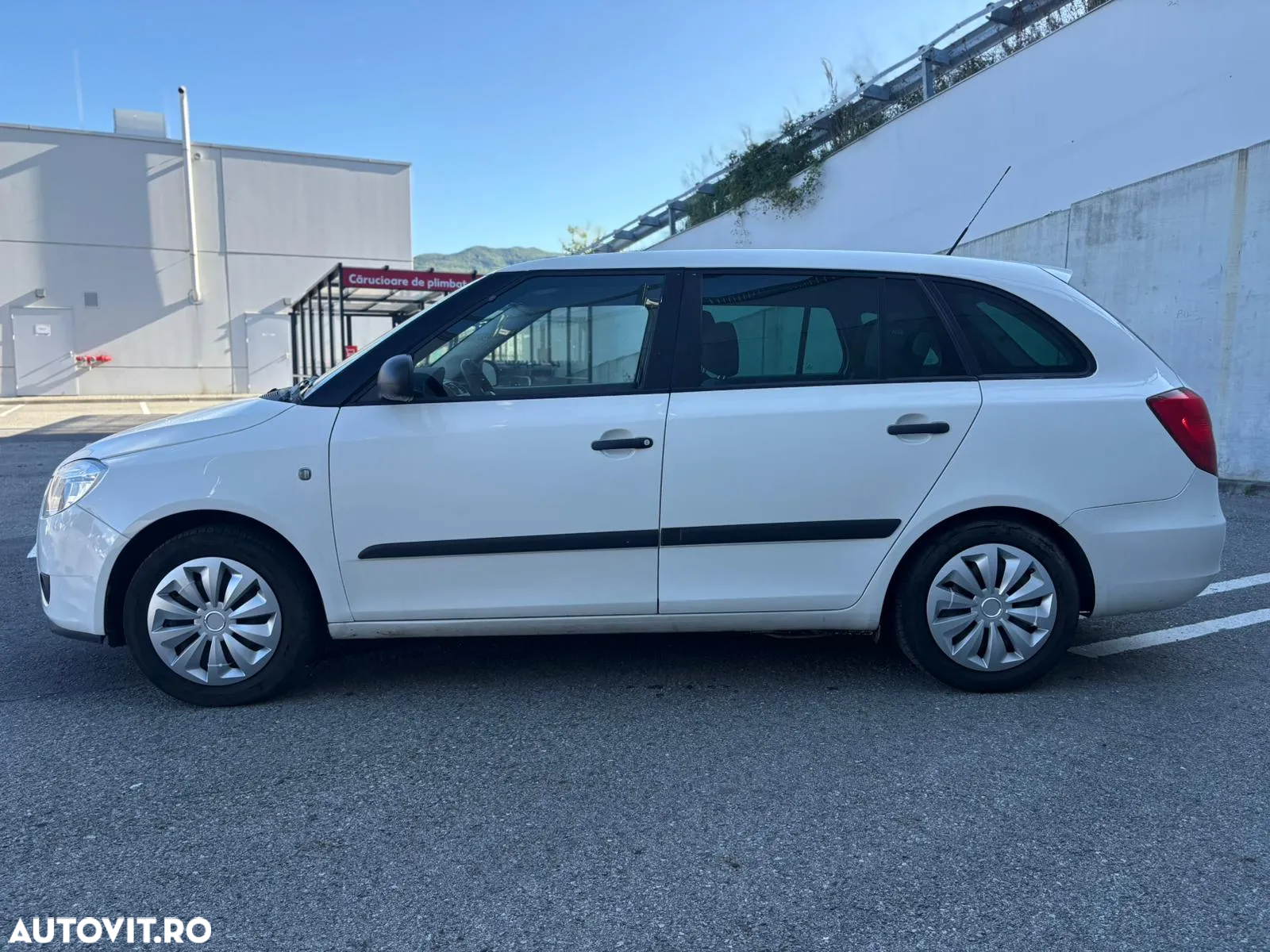 Skoda Fabia 1.4 16V Ambiente - 12
