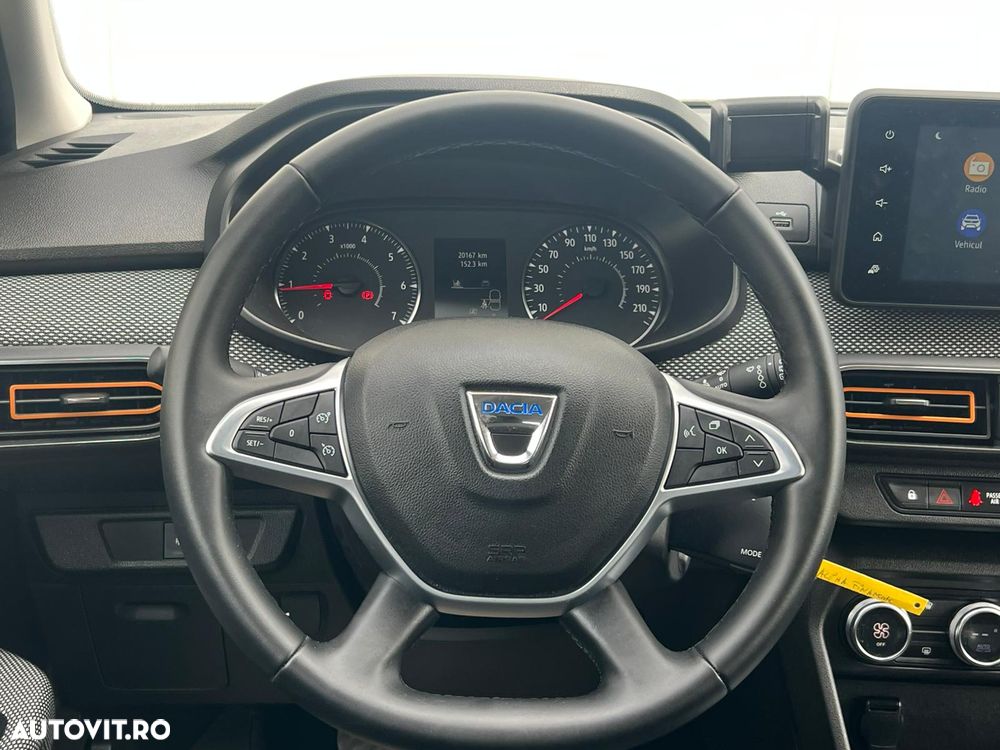 Dacia Sandero Stepway TCe 90 MT6 Comfort - 17