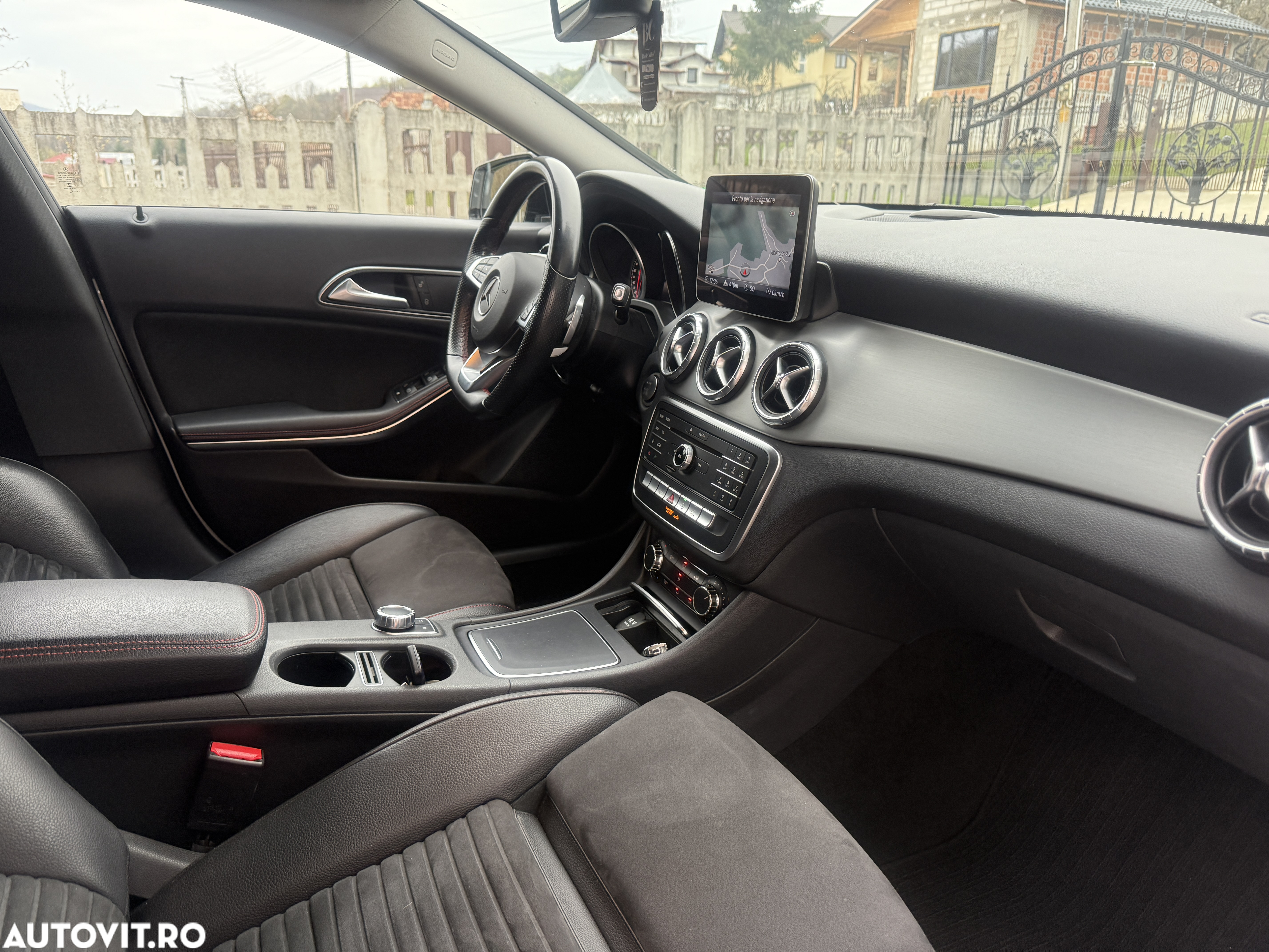 Mercedes-Benz CLA Shooting Brake 200 (CDI) d 4Matic 7G-DCT AMG Line - 16