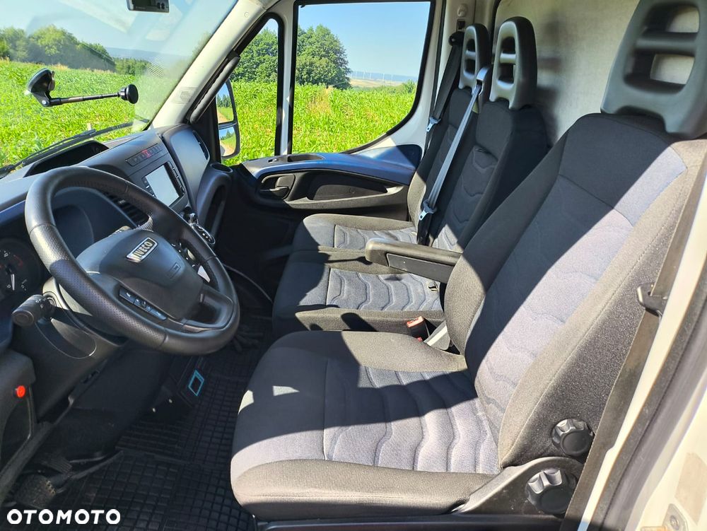 Iveco DAILY - 18