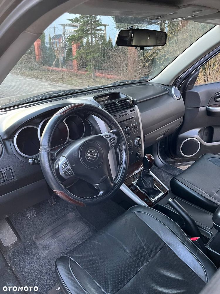 Suzuki Grand Vitara 1.9 DDiS - 6