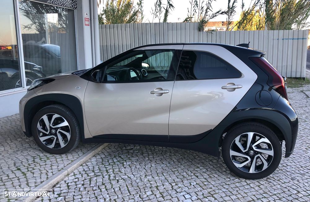 Toyota Aygo X 1.0 Envy CVT - 9