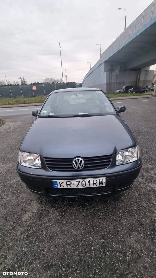 Volkswagen Polo - 1