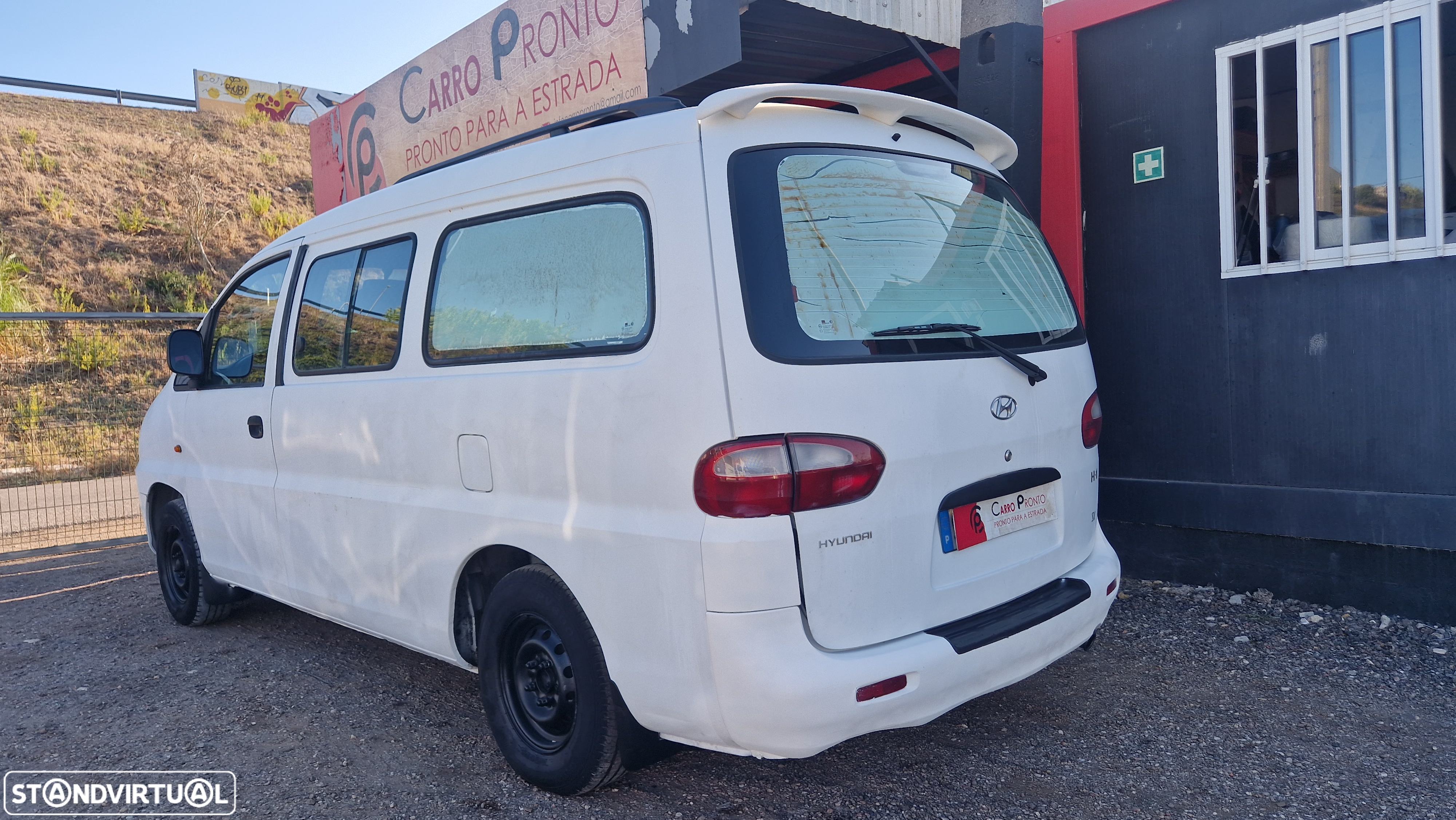 Hyundai H-1 Starex - 5