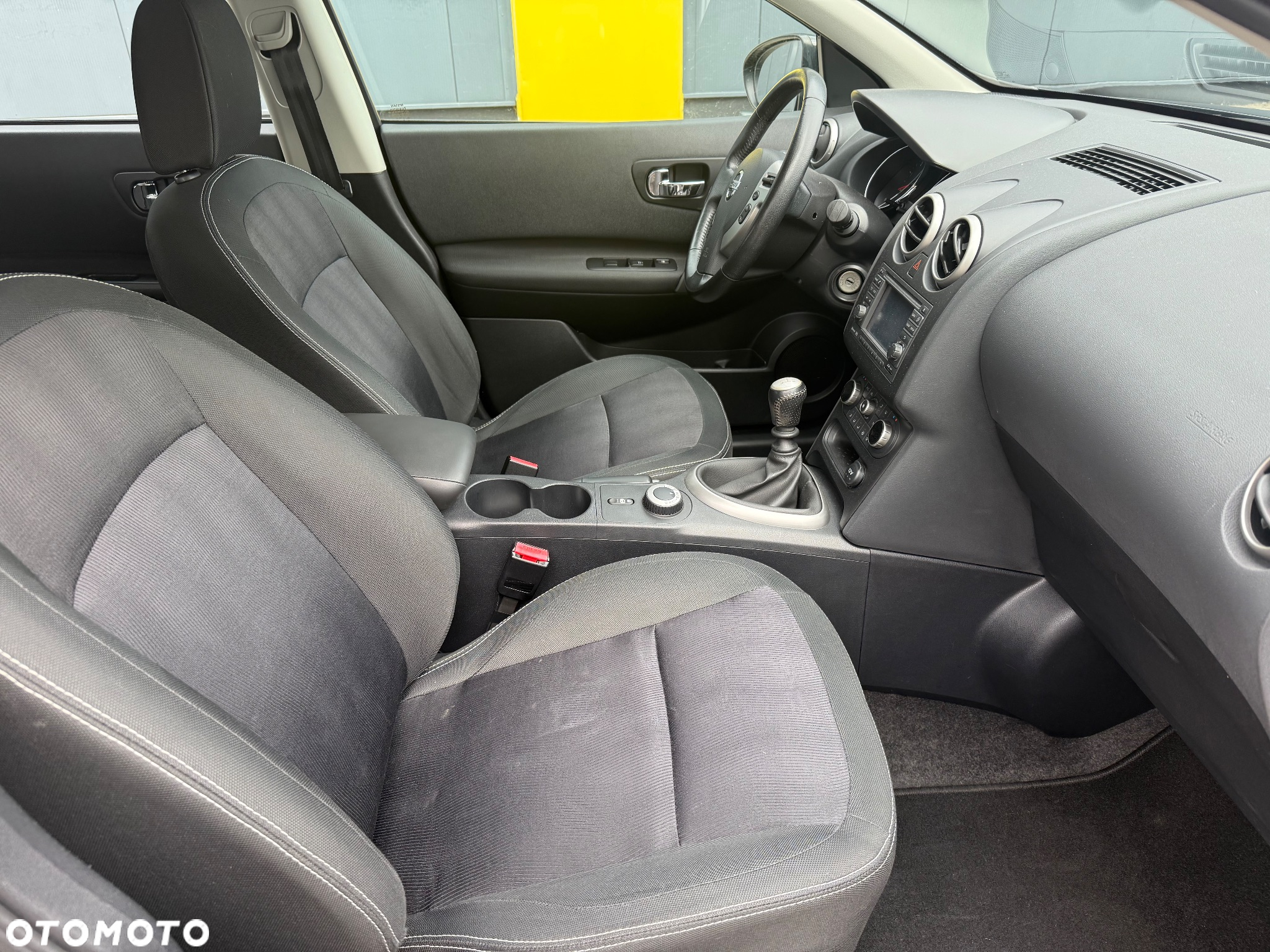 Nissan Qashqai 1.6 dCi 4 x 4 DPF Start/Stop tekna - 5