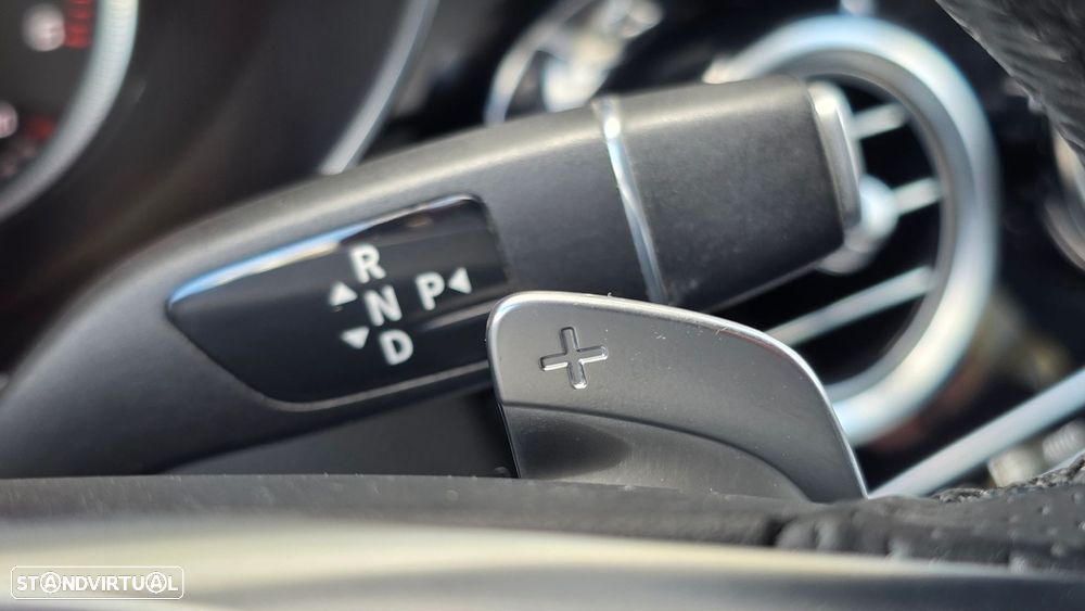 Mercedes-Benz GLC 250 d 4Matic 9G-TRONIC AMG Line - 31