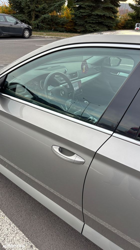 Skoda Superb 1.4 TSI Ambition - 24