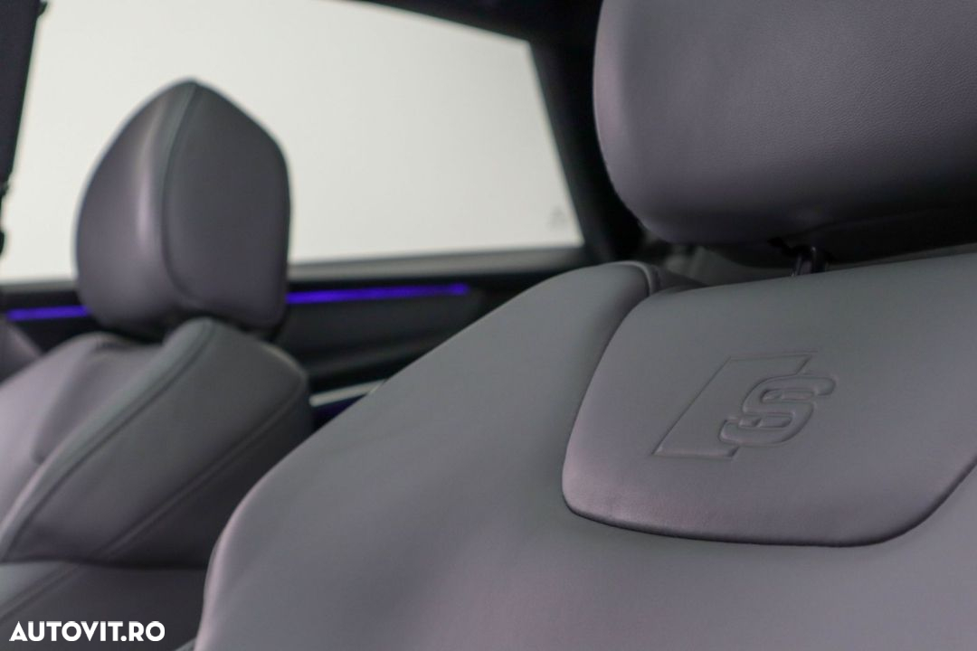 Audi A7 55 TFSIe quattro S tronic - 37