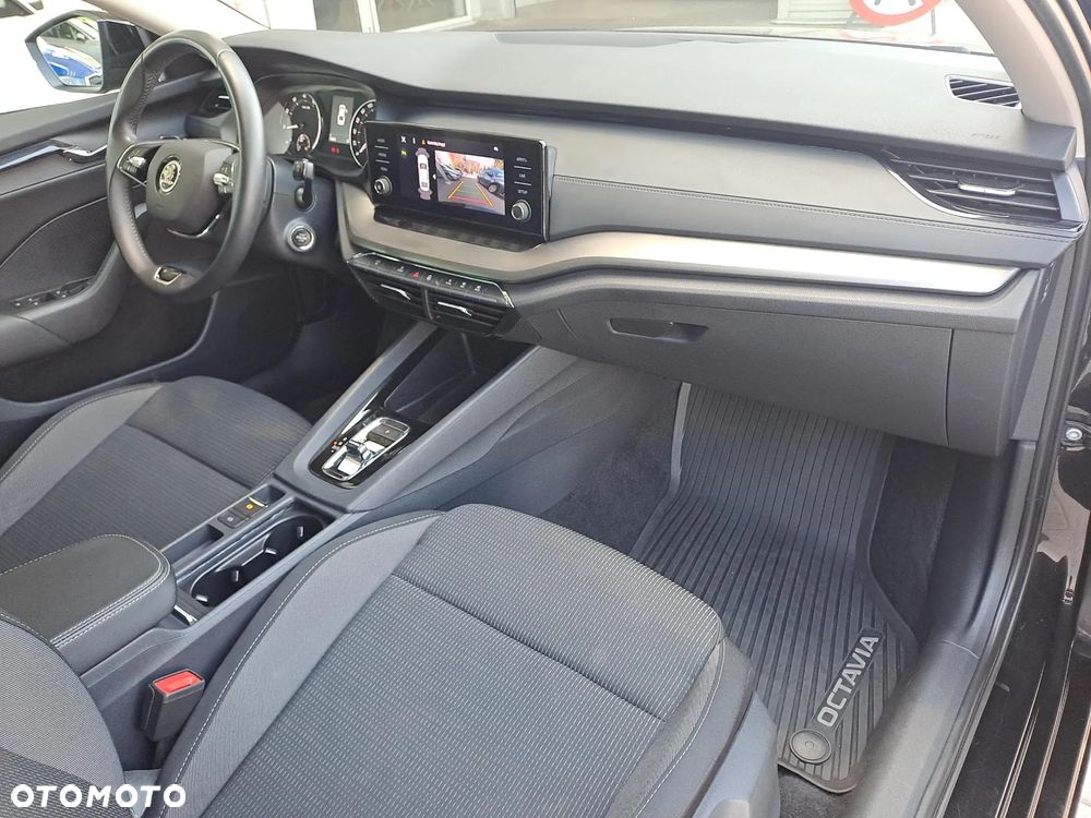 Skoda Octavia - 10