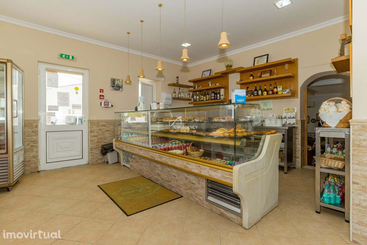 Pastelaria com Negócio e Propriedade em Azinhal, Castro Marim - Grande imagem: 3/29