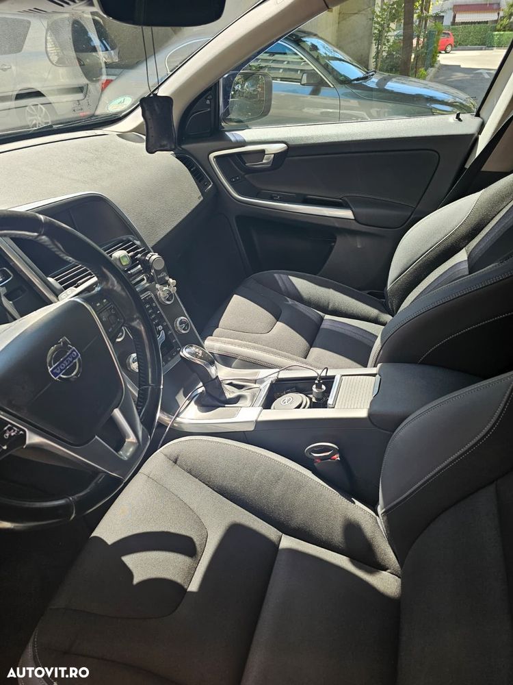 Volvo XC 60 D4 Geartronic Summum - 10