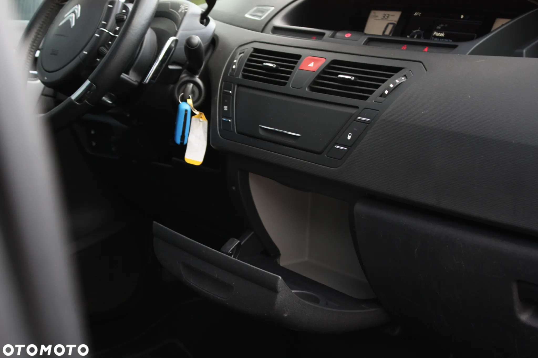 Citroën C4 Grand Picasso 1.6 THP Exclusive - 23