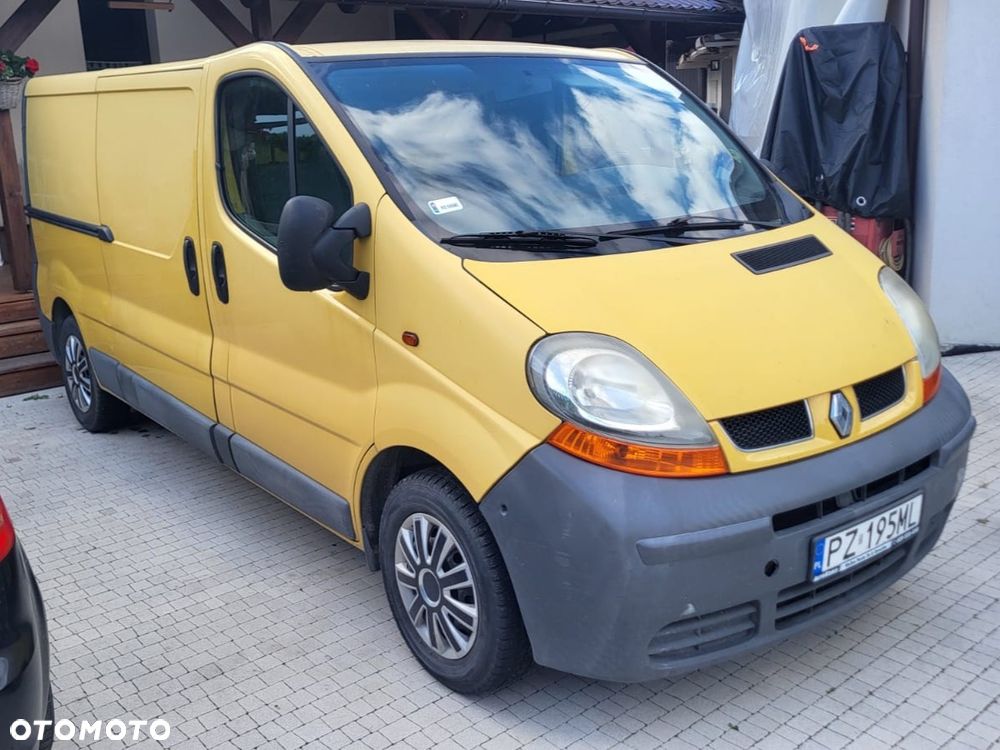 Renault Trafic - 1