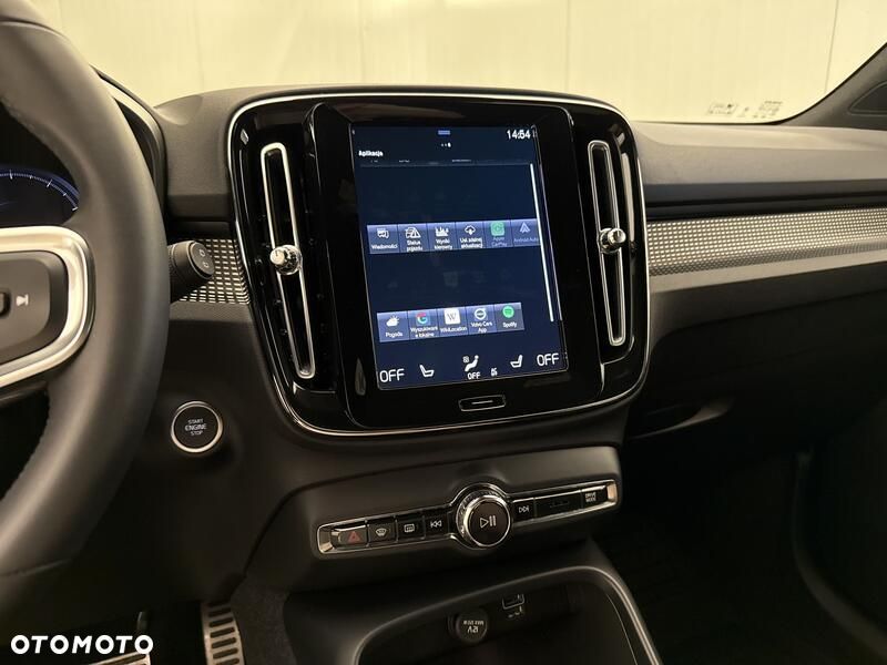 Volvo XC 40 B4 B AWD R-Design - 15