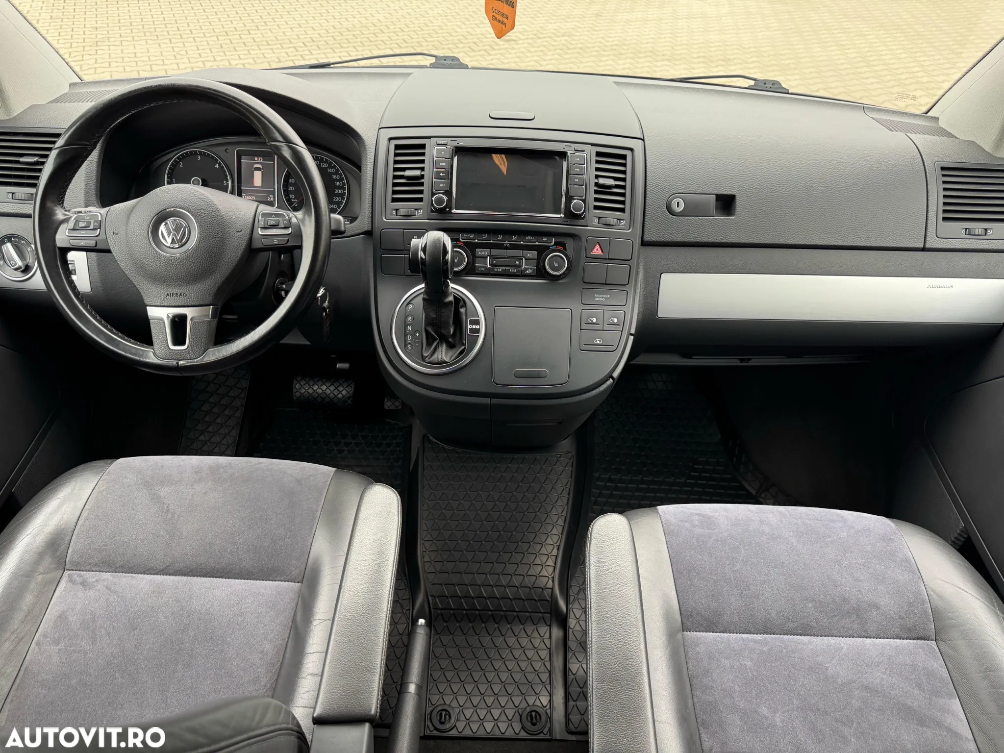 Volkswagen Multivan - 5