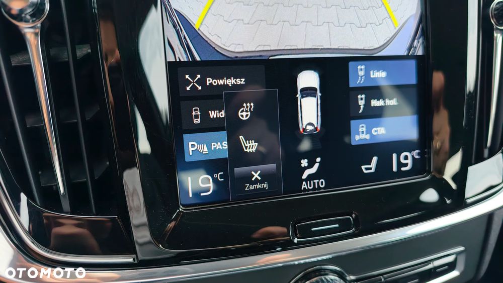 Volvo V90 D4 Geartronic Momentum Pro - 33