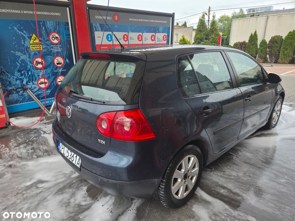 Volkswagen Golf - 4
