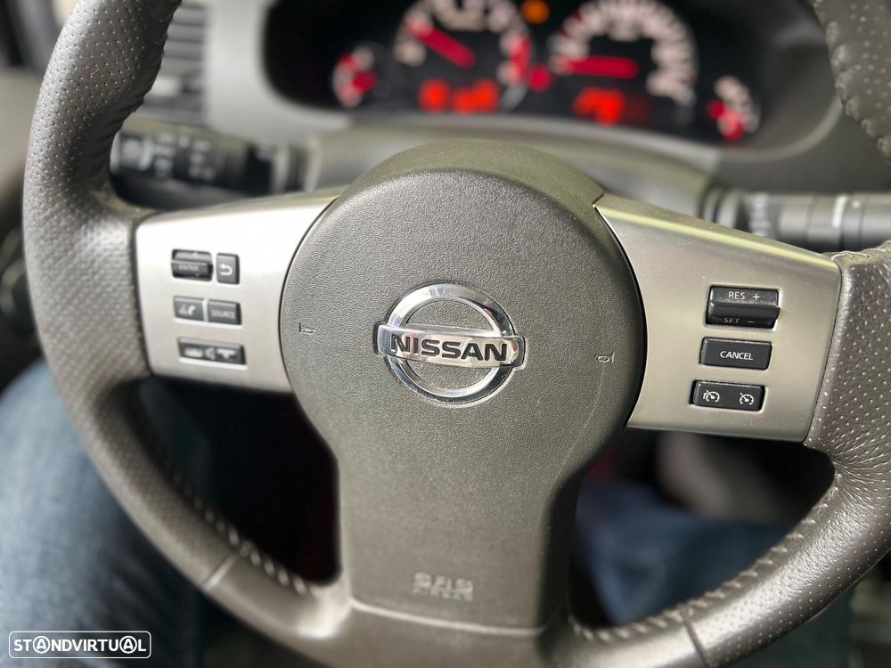 Nissan Navara 3.0 dCi V6 CD LE Hi-T.+P.Pr.AT 4WD - 27
