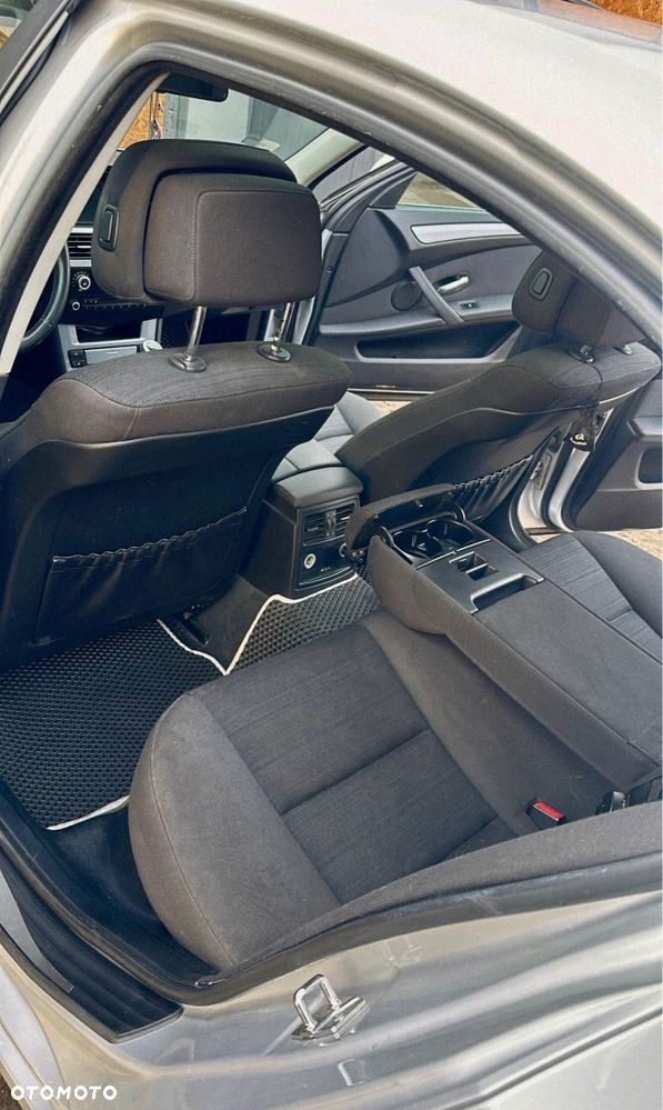 BMW Seria 5 520d - 11