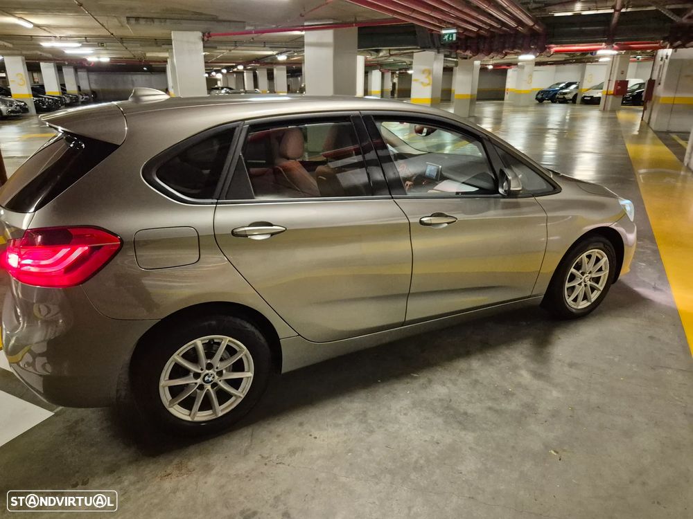 BMW 216 Active Tourer d Line Luxury Auto - 11