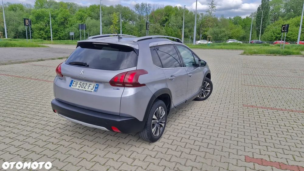 Peugeot 2008 1.6 BlueHDi Allure - 9