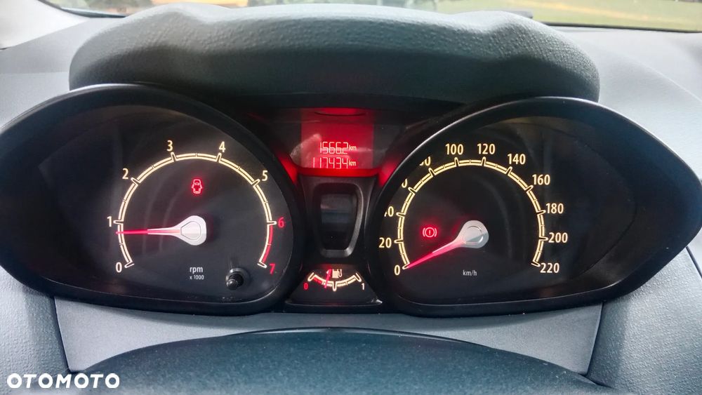 Ford Fiesta 1.25 Ambiente - 11