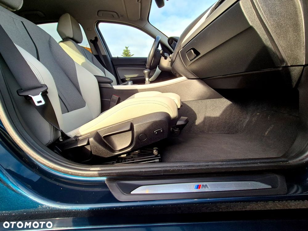 BMW Seria 1 118d DPF Edition Sport - 27