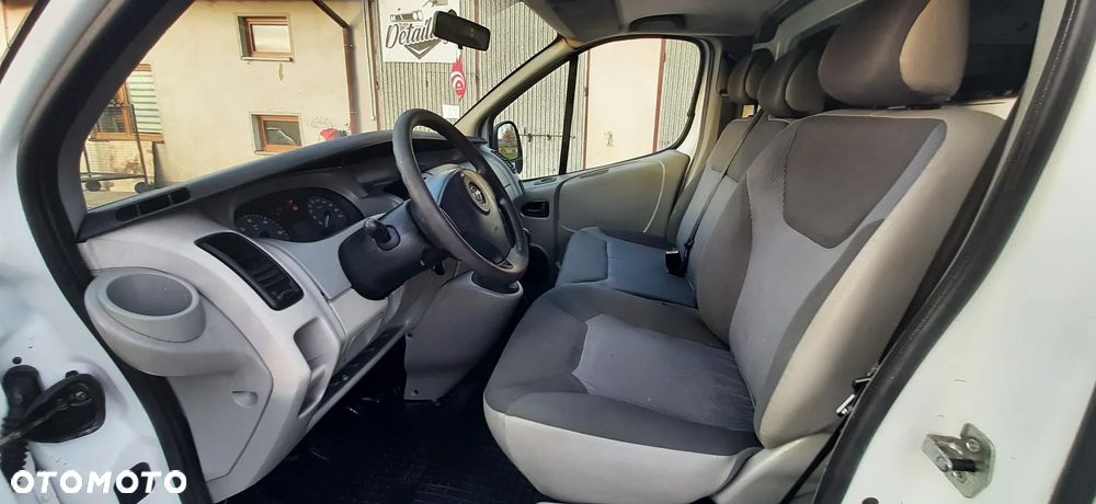 Opel Vivaro - 21