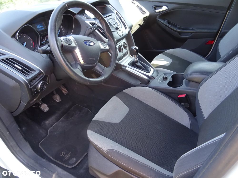 Ford Focus - 7