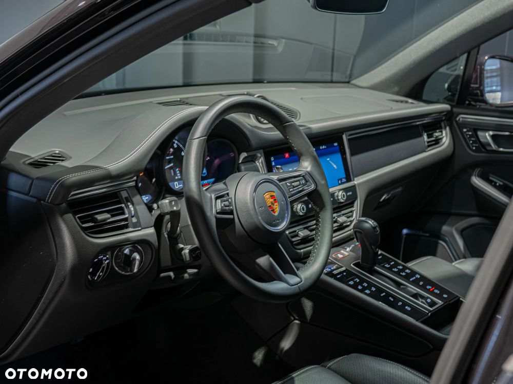 Porsche Macan Standard - 15