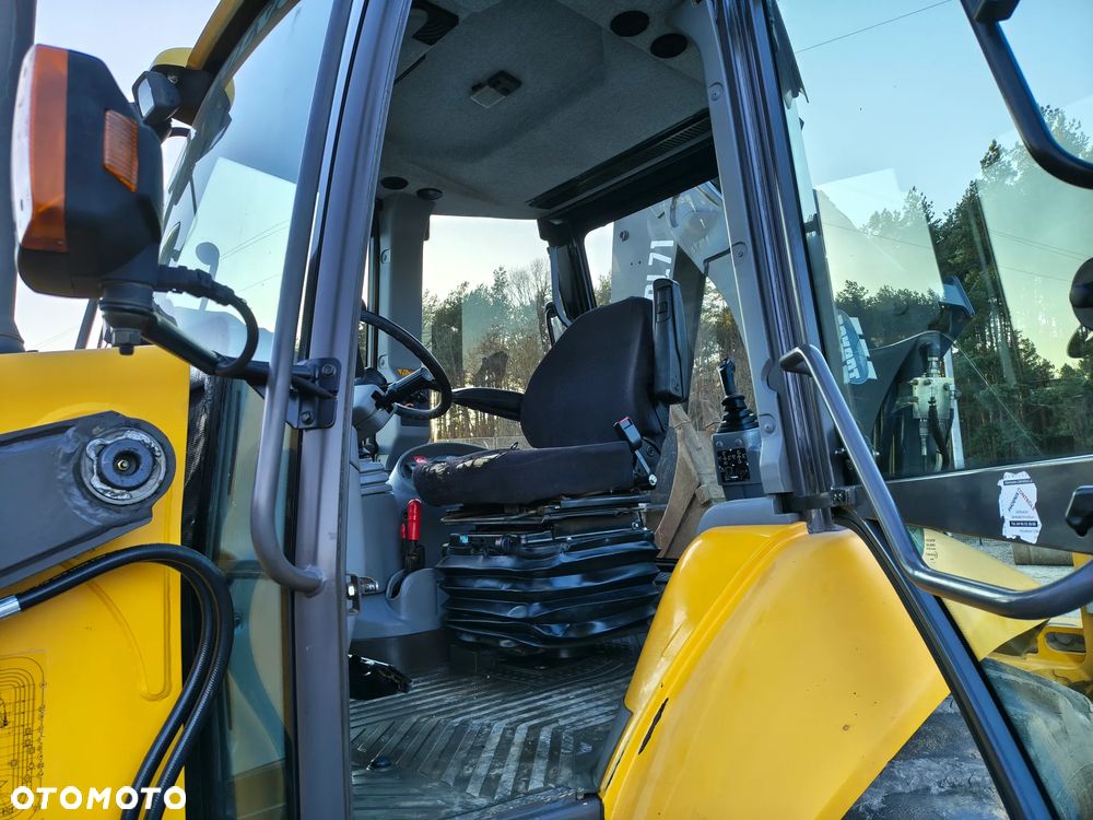 Volvo BL71  Koparko-ładowarka - 13