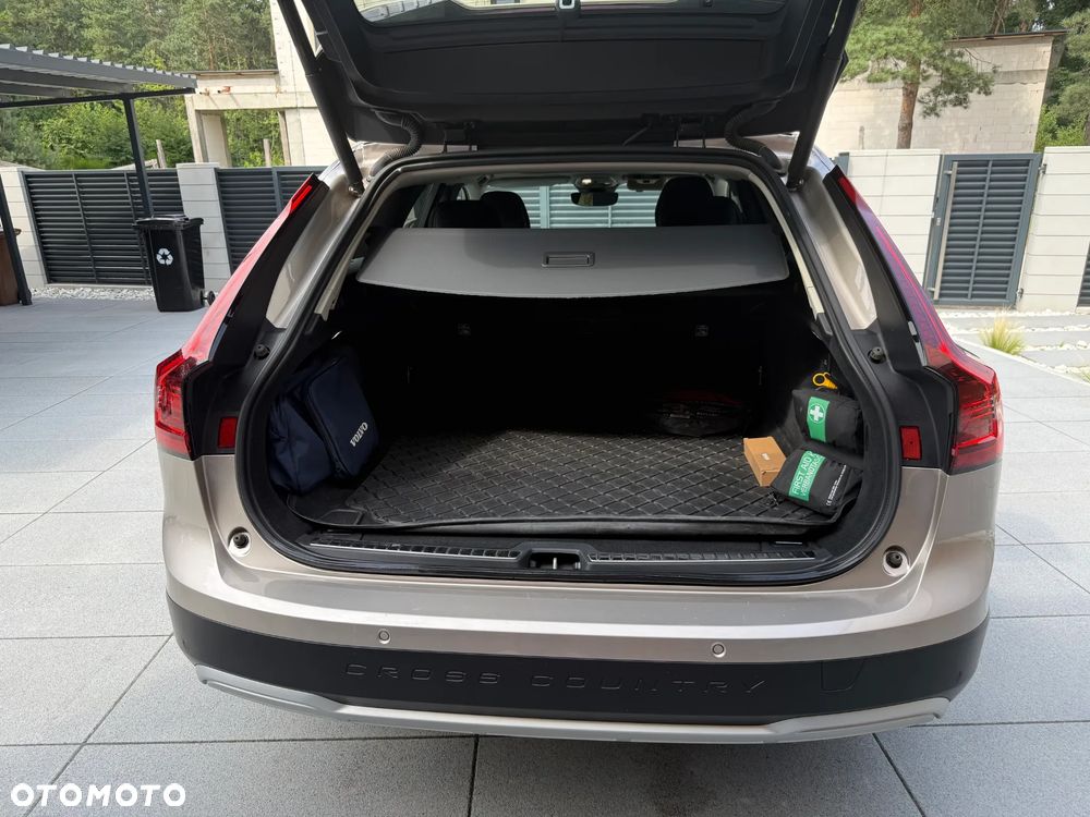 Volvo V90 B5 D AWD Ultimate Dark - 13