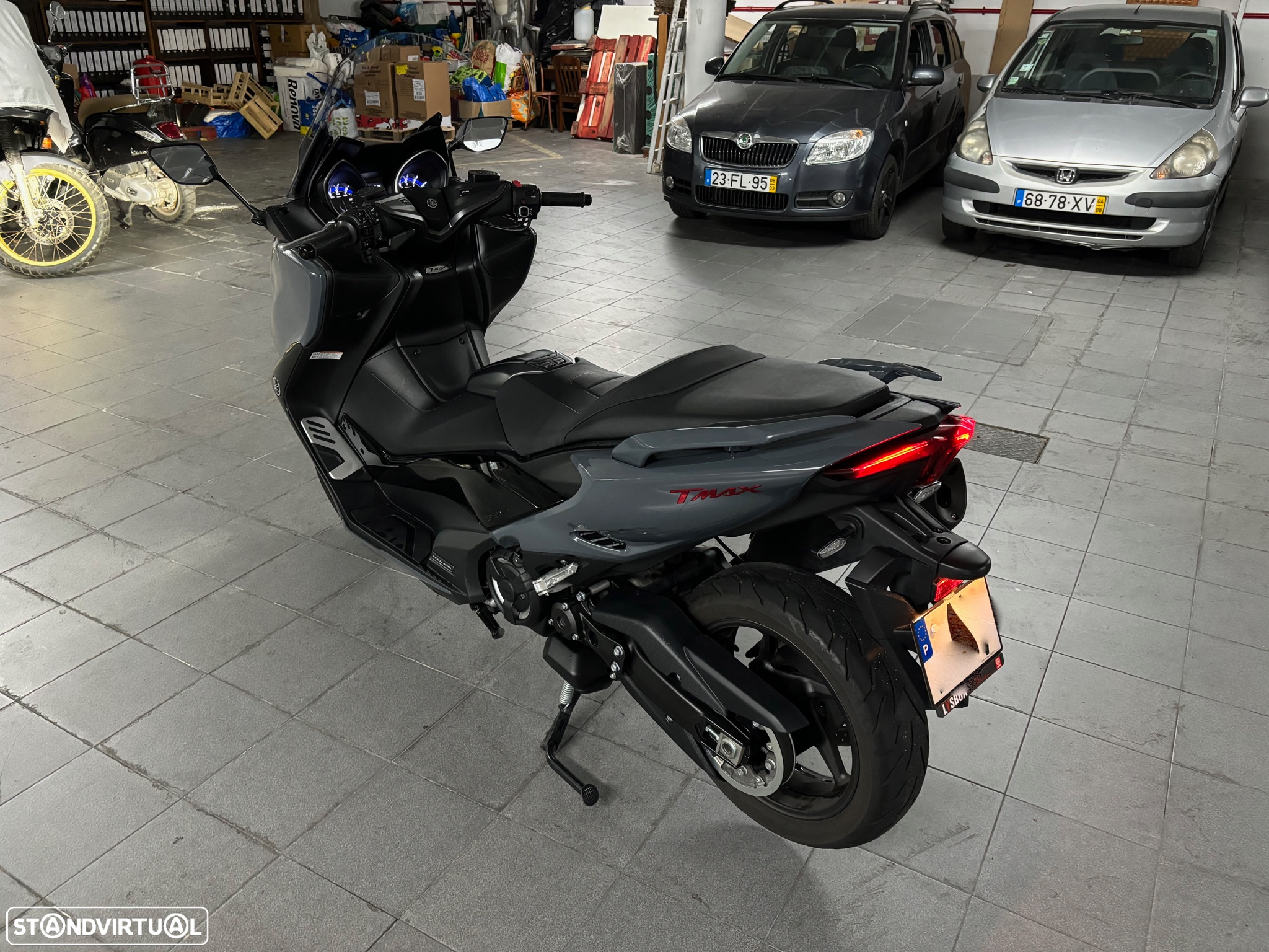 Yamaha TMAX Tech Max - 2