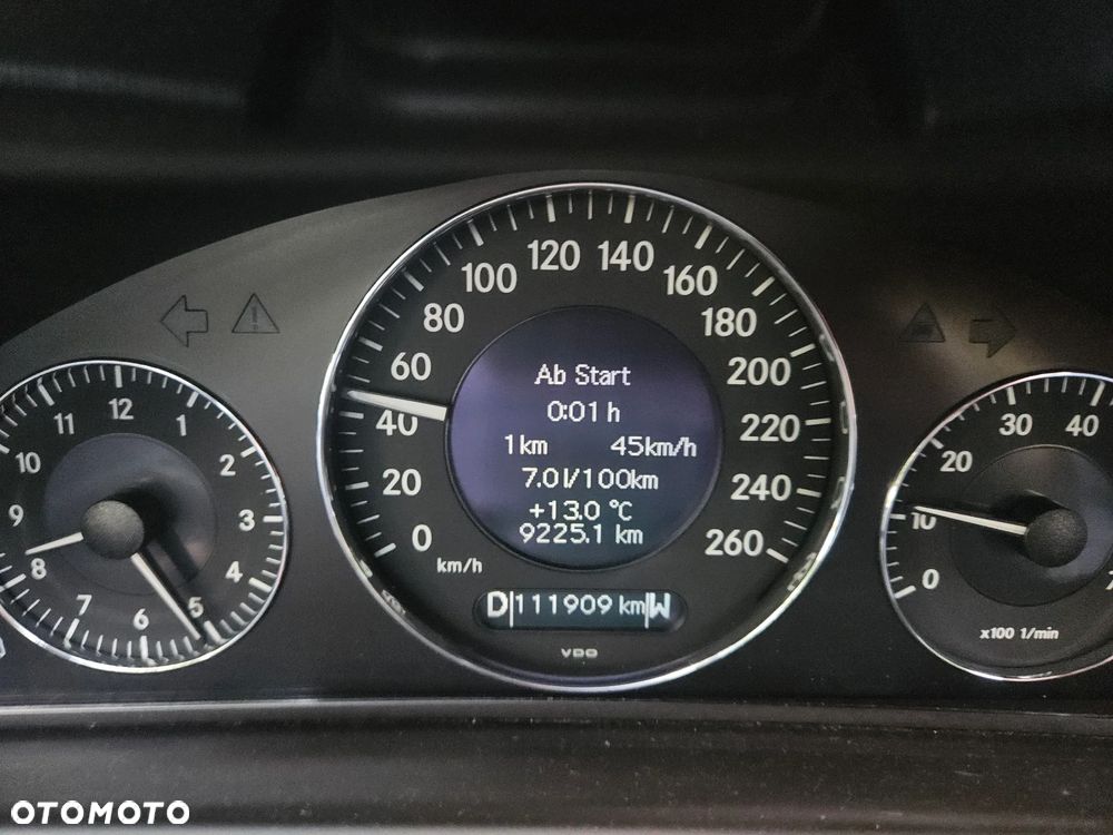 Mercedes-Benz CLK - 16