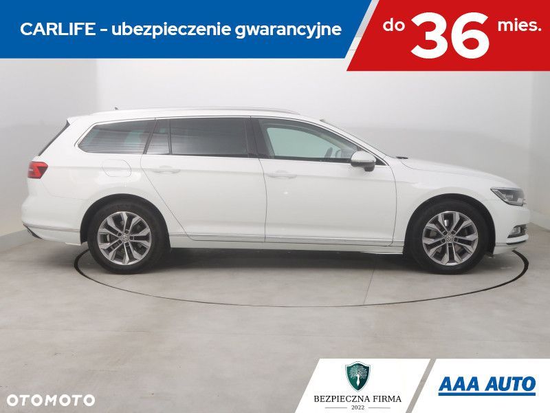 Volkswagen Passat Variant - 8