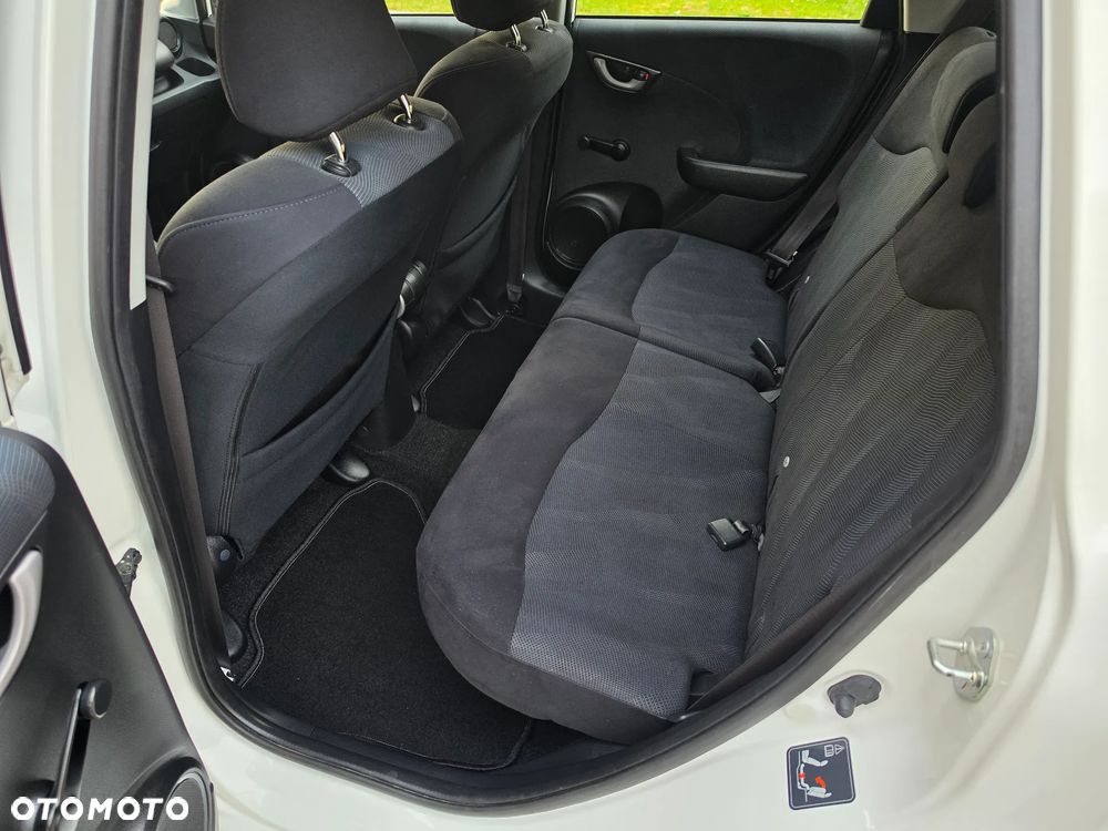 Honda Jazz 1.4 i-VTEC Exclusive - 24