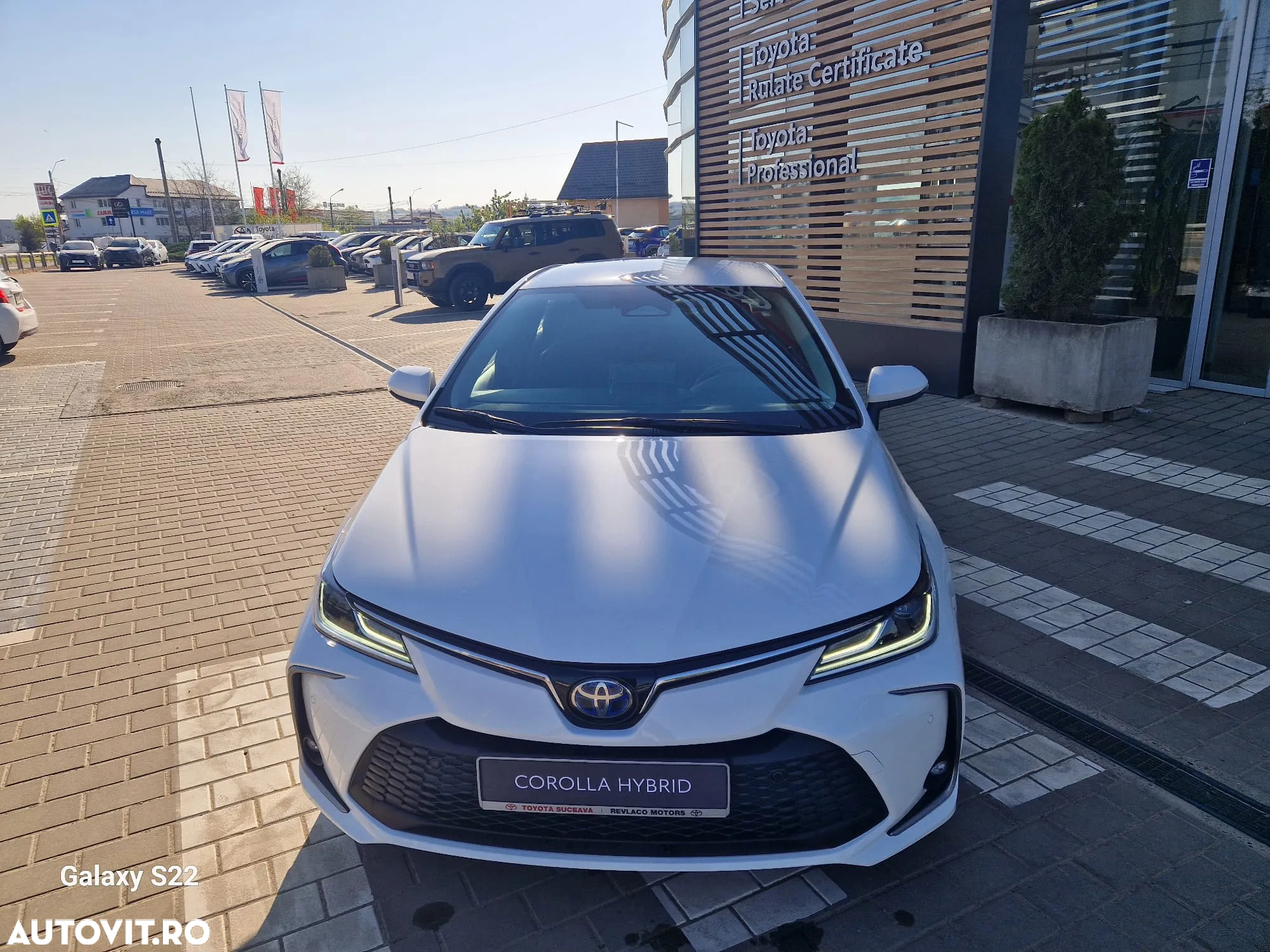 Toyota Corolla 1.8 HSD Business - 2