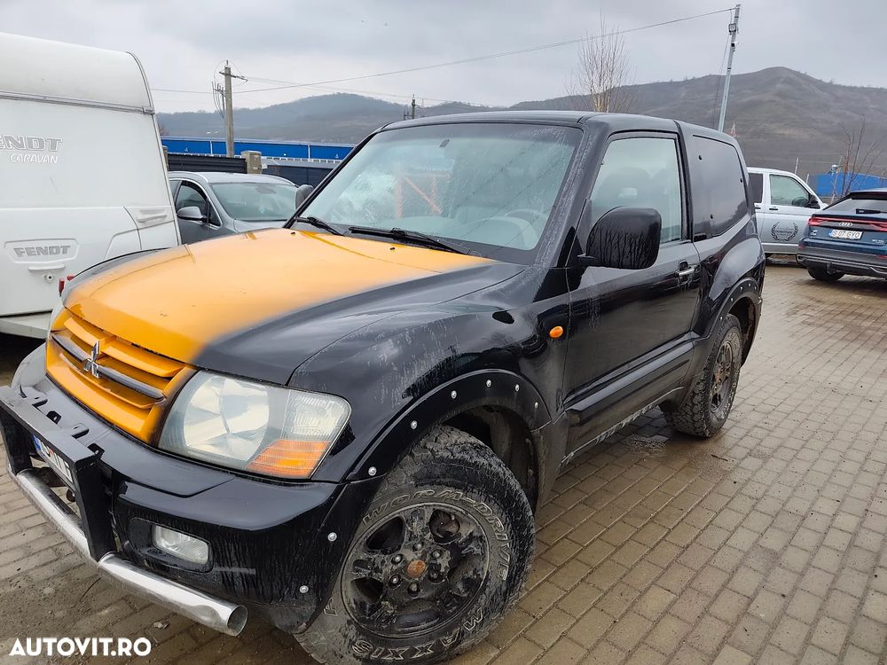 Mitsubishi Pajero SWB 3.2 DI-D GLS A/T, Piele - 1