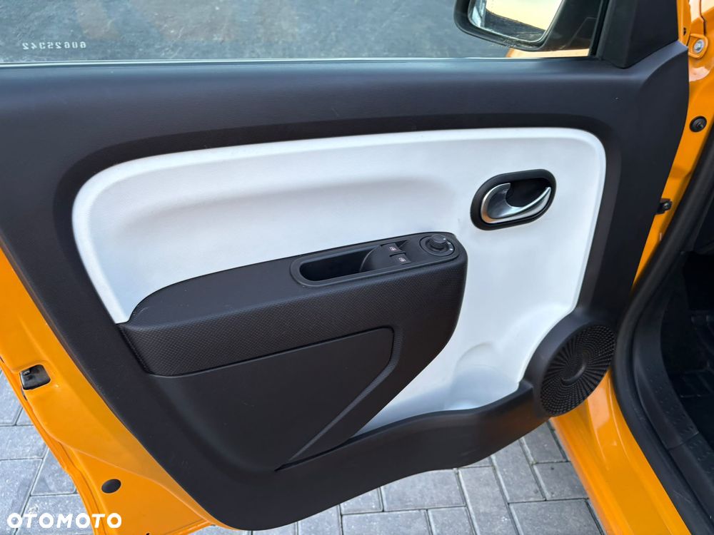 Renault Twingo Electric LIFE - 19