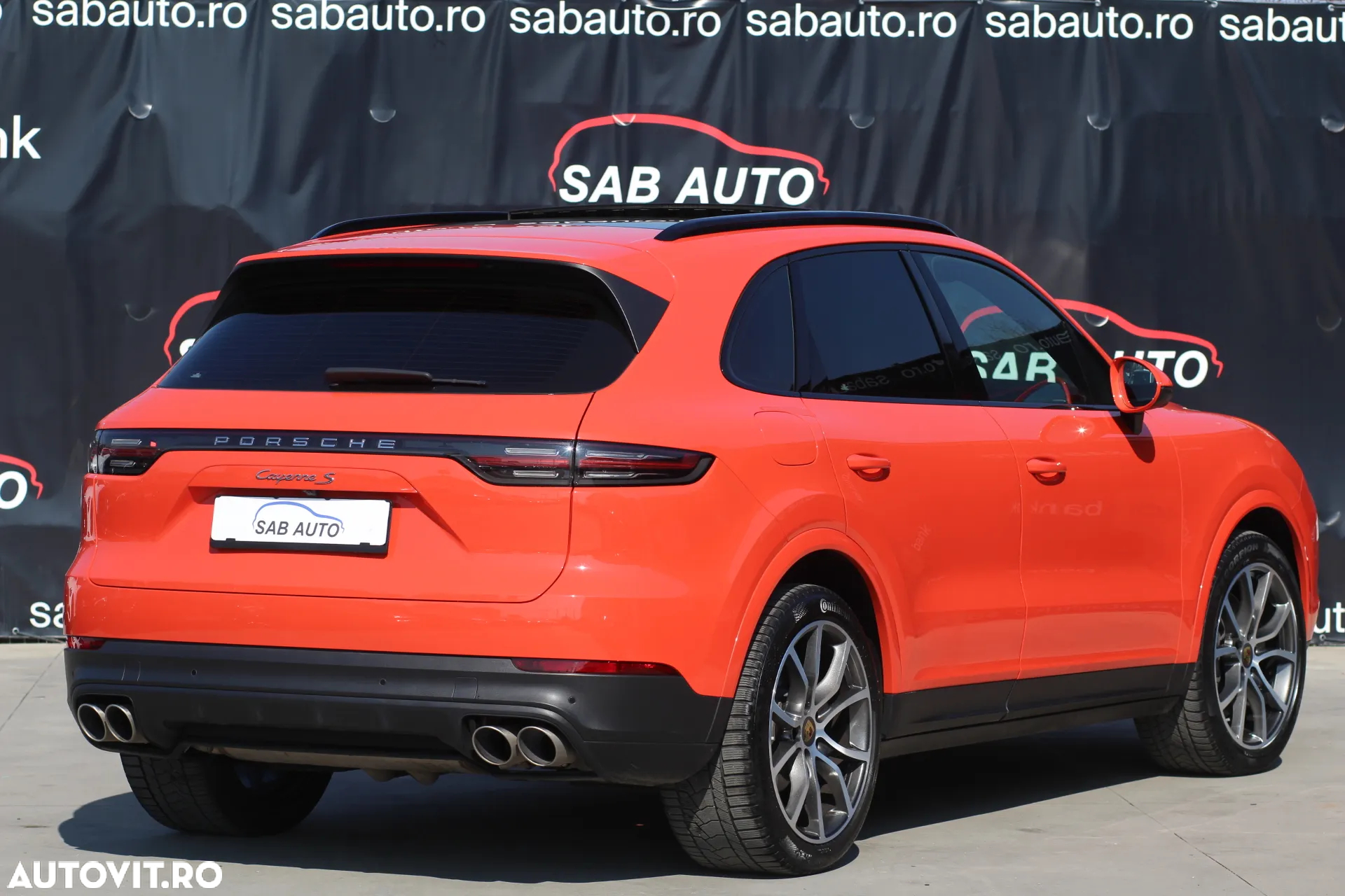 Porsche Cayenne S - 26