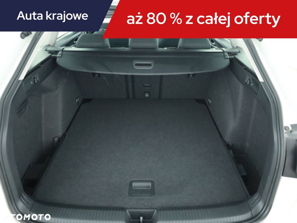 Volkswagen Golf Variant - 20