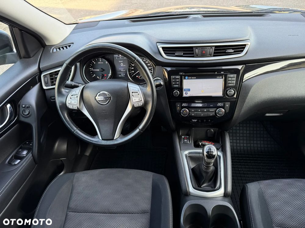 Nissan Qashqai 1.5 dCi TEKNA - 30