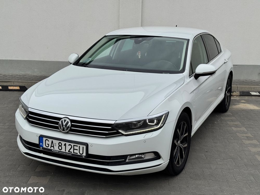 Volkswagen Passat 2.0 TDI BMT Comfortline - 11