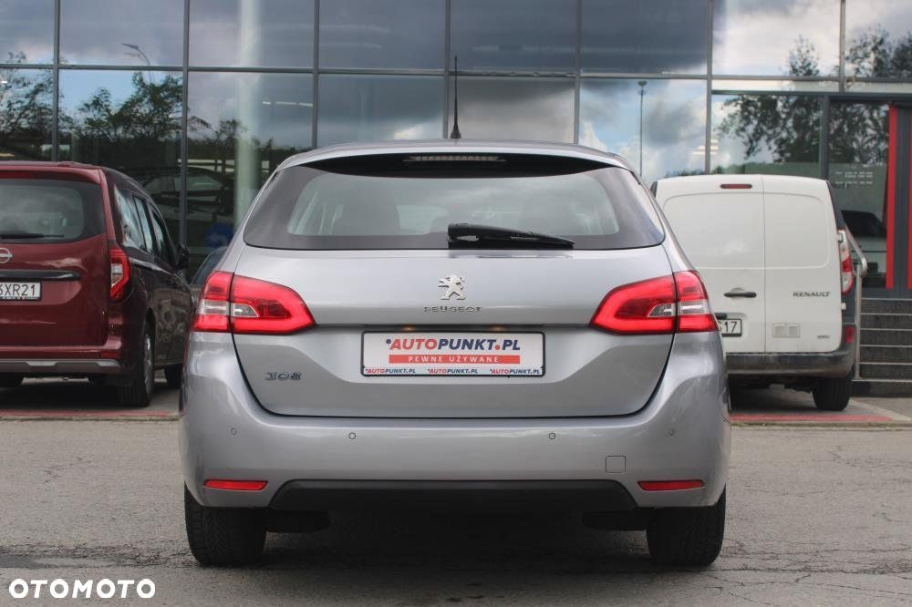 Peugeot 308 - 6